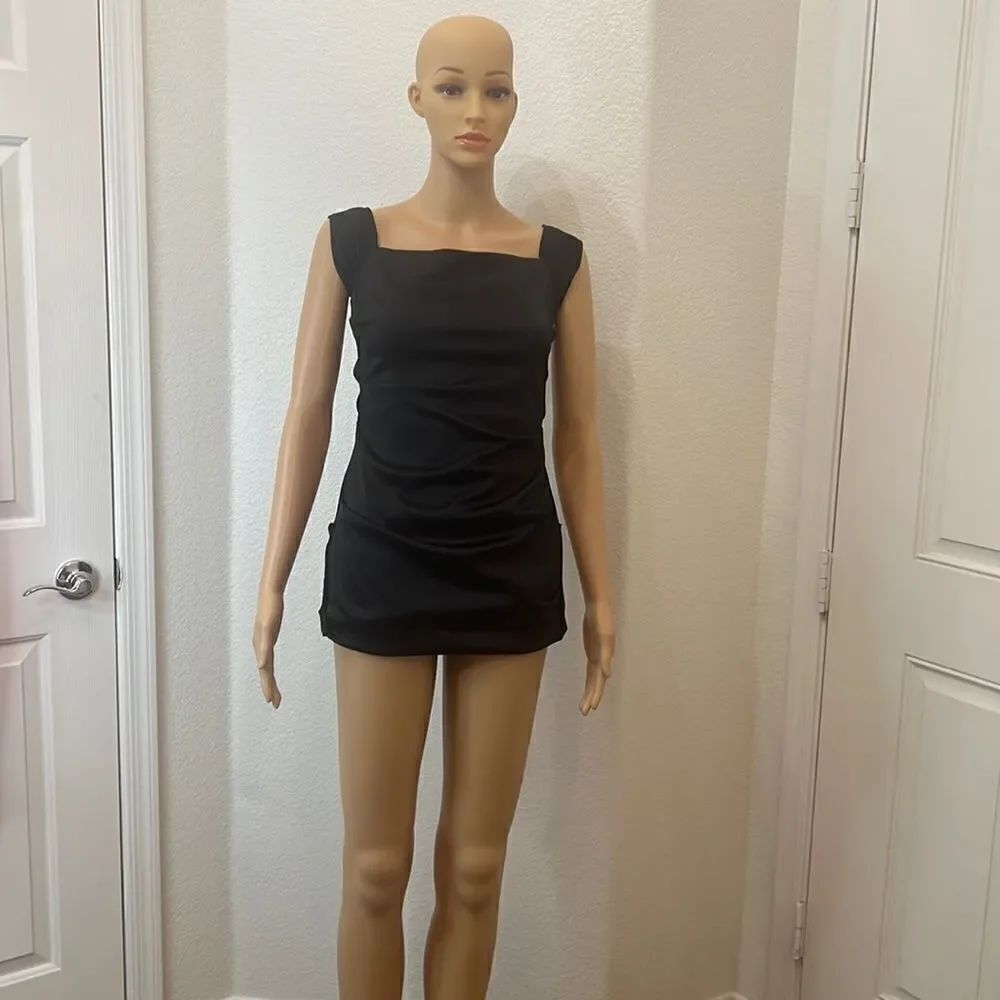 Betsy & Adam Size 4 Black Dress Black Slimming Ruching Square Neck Capped Sleeve